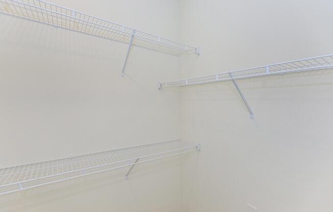 3 beds, 2 baths, 1,201 sqft, $1,461