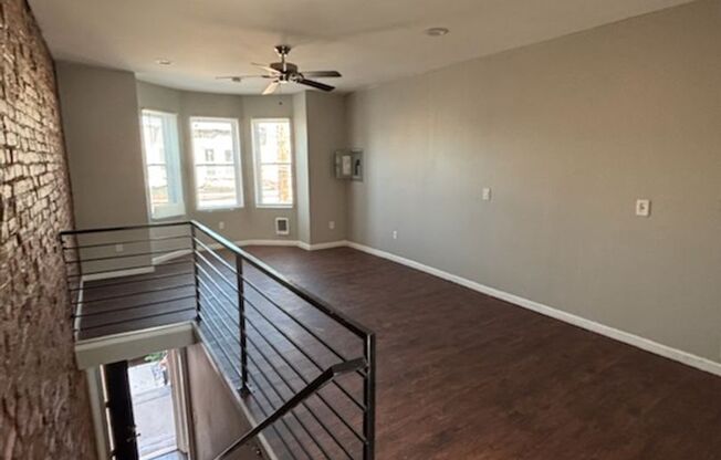 Spacious 2-Bedroom, 2-Bath Single-Family Home in Kensington – Available Now!