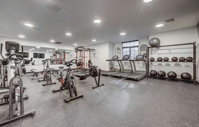 the gym at the preserve apartments