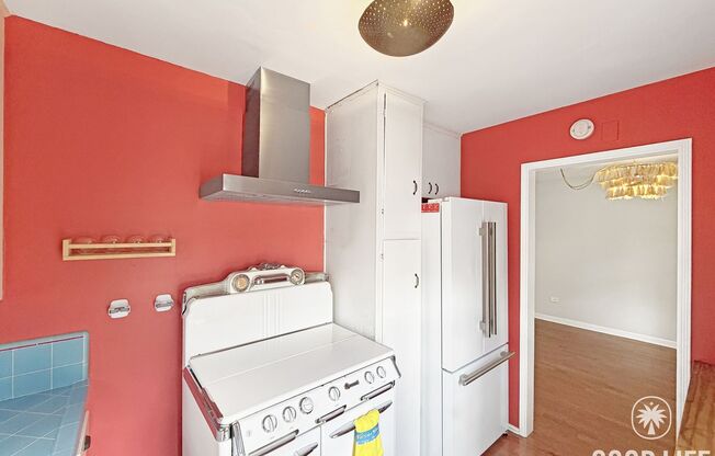 Marlborough Dr (Units 4519-4521)