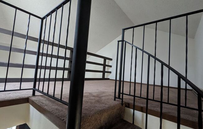 2 beds, 1 bath, 1,164 sqft, $1,450, Unit 342