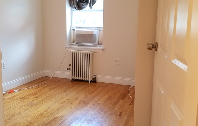 90 SAINT MARK'S PL
