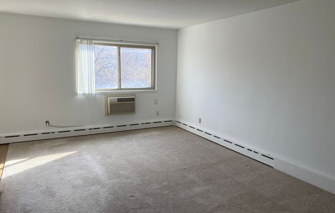 Studio, 1 bath, 600 sqft, $999, Unit 727-021