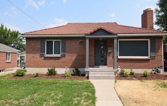 2247 E Downington Ave