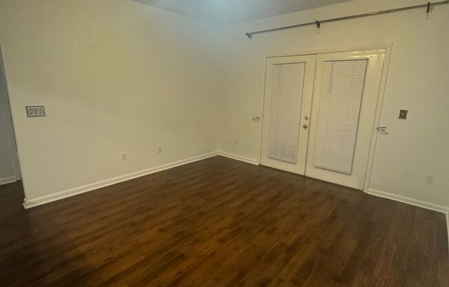 1 bed, 1 bath, $1,400, Unit # 315