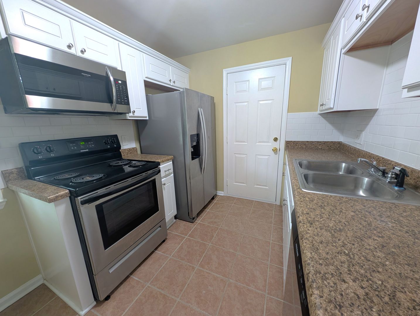 Minutes from Uptown/I-85/I-485!  100% Upgraded, 2 Bedroom!