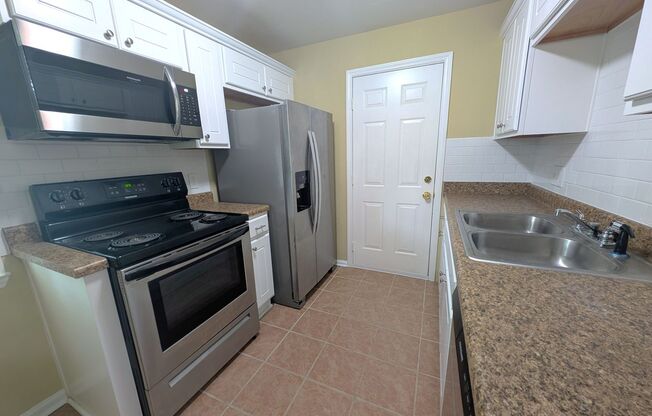 Minutes from Uptown/I-85/I-485!  100% Upgraded, 2 Bedroom!