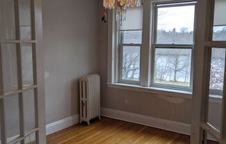 Jamaica Plain top floor 2 bedroom for September 1