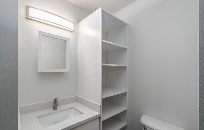 Studio, 1 bath, 180 sqft, $950, Unit Unit A306
