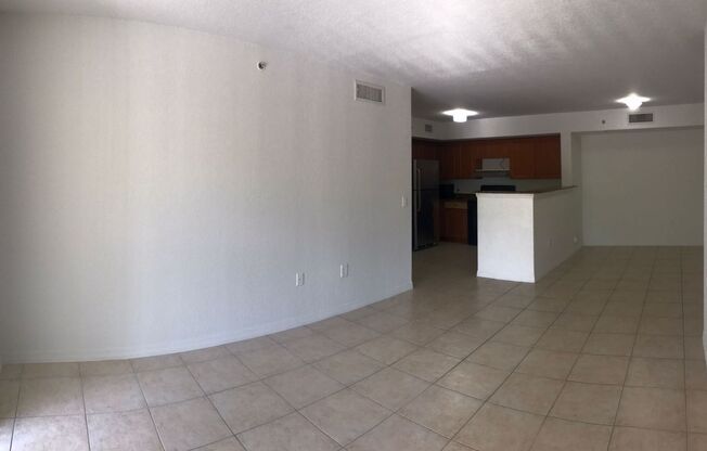 3 beds, 2 baths, 1,079 sqft, $2,900, Unit 13820-205