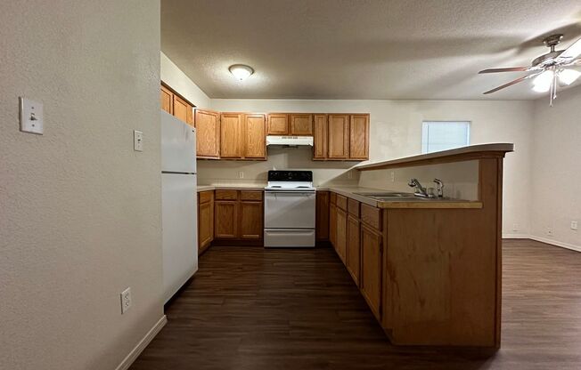 1 bed, 1 bath, $625, Unit 1314 #101