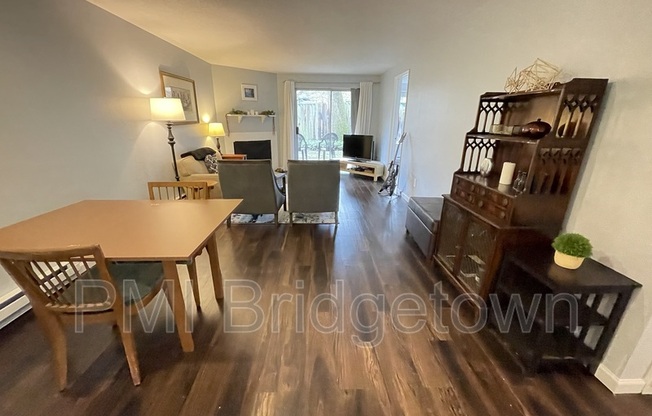 2 beds, 2 baths, 905 sqft, $1,745