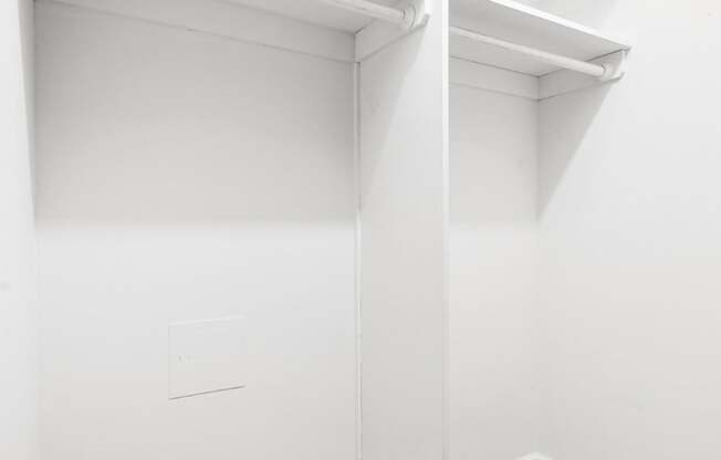 Studio, 1 bath, $3,800, Unit 12J