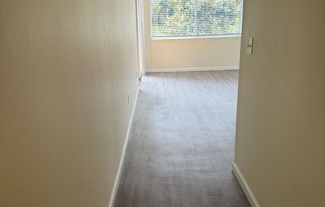 4605 Olney