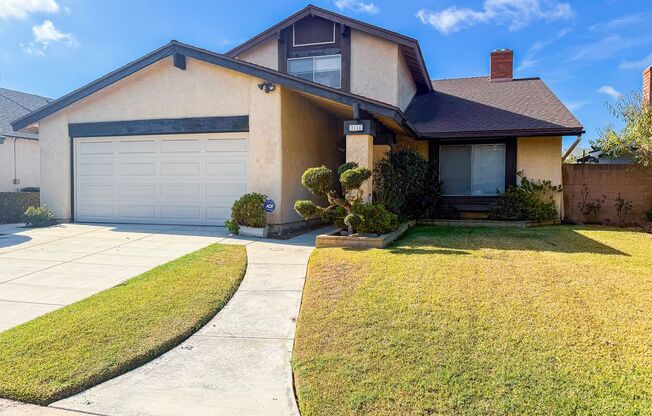 Charming 4 Bedroom Home in Santa Ana