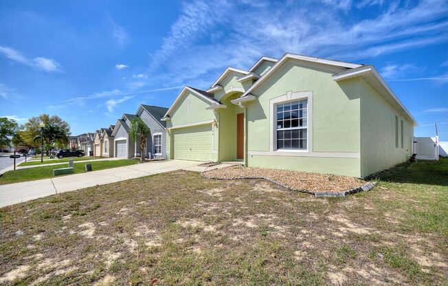 Move-In Ready! Spacious 4-Bedroom Home in Gated Sunset Ridge!