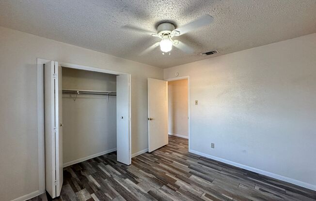 2 beds, 1 bath, 838 sqft, $850