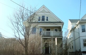 54 WILLOW AVE