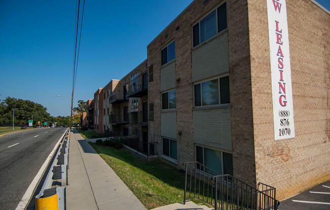 Clermont Apartments Building Exterior 37