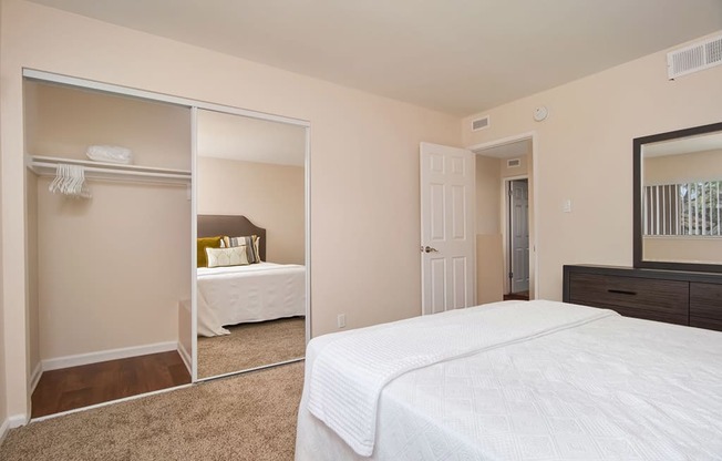 Comfortable Bedroom With Large Closet at Wilbur Oaks Apartments, California, 91360