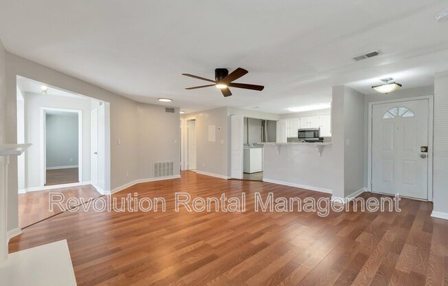 4267 PARKVIEW CT