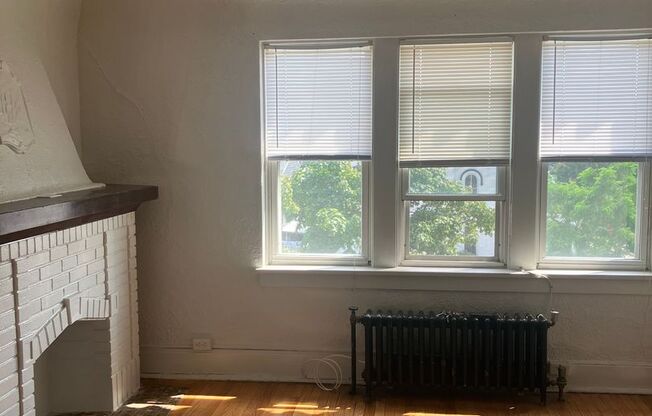 1 bed, 1 bath, 780 sqft, $840