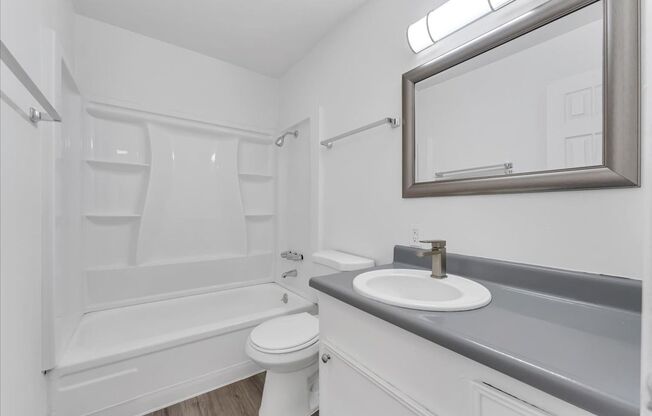 2 beds, 2 baths, 860 sqft, $1,645, Unit 03A