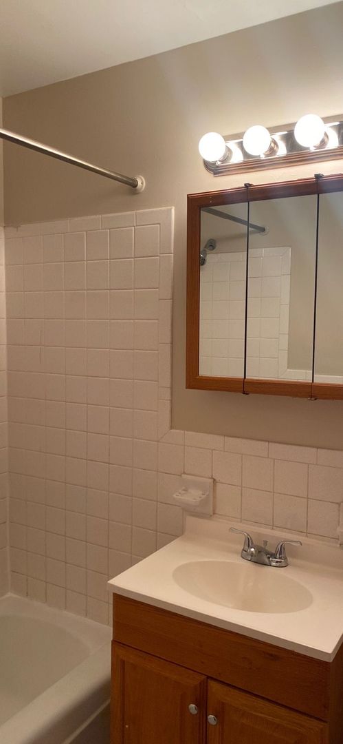 1 bed, 1 bath, 600 sqft, $1,295, Unit 104C