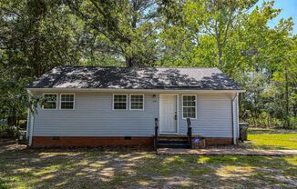 3 Bedroom 1 Bathroom- Pets Considered