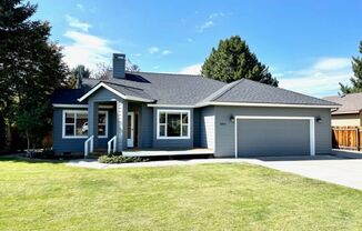 New listing in a quiet neighborhood in NE Bend!  Available for the New Year!  Plan ahead!