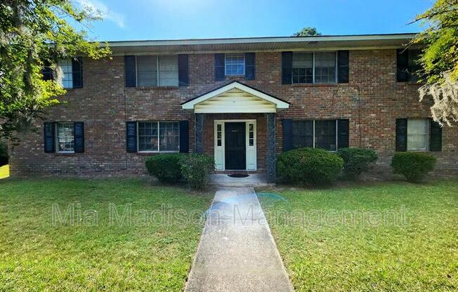 4407 Caroline Drive