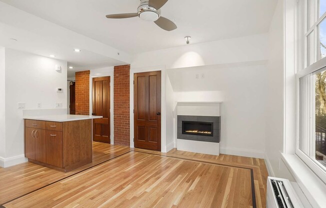 165 WINTHROP RD