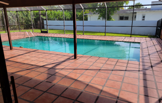 10605 SW 112 ST