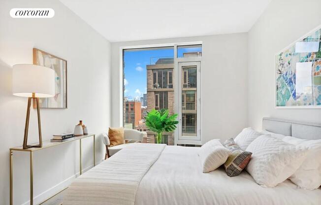 505 W 43 ST