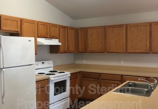 3031 GOODRICK LN