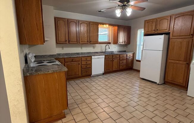 635-639 Baldwin St Bridgeville PA 15017