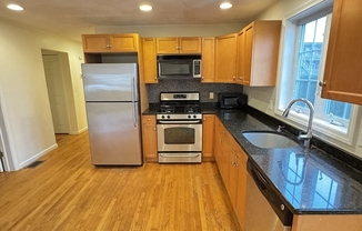 2 beds, 2 baths, 1,100 sqft, $2,900, Unit 1