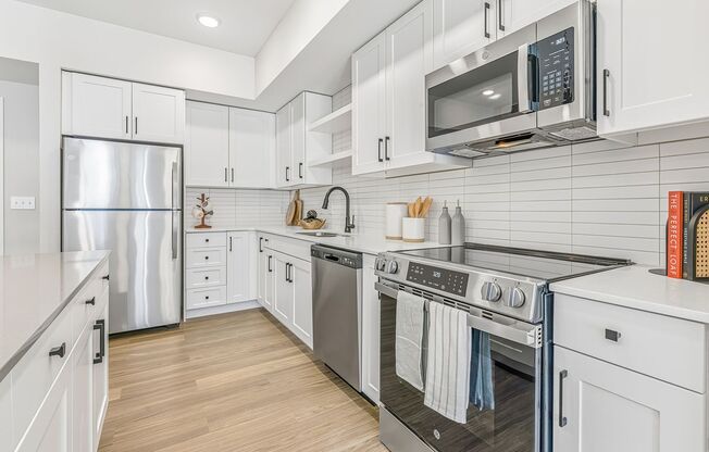 1 bed, 1 bath, 722 sqft, $1,475, Unit 1-208