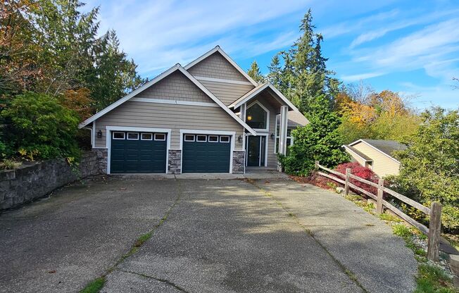 Bright and Stunning 2-Story Home with Daylight Basement – 3,000+ Sq Ft!