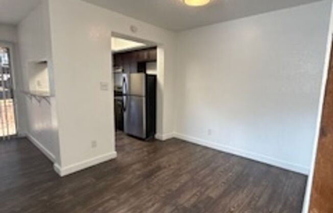 1 bed, 1 bath, 745 sqft, $1,520, Unit 100