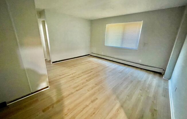 Glen Oaks Apartments