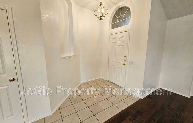 1128 MARSHALL DR