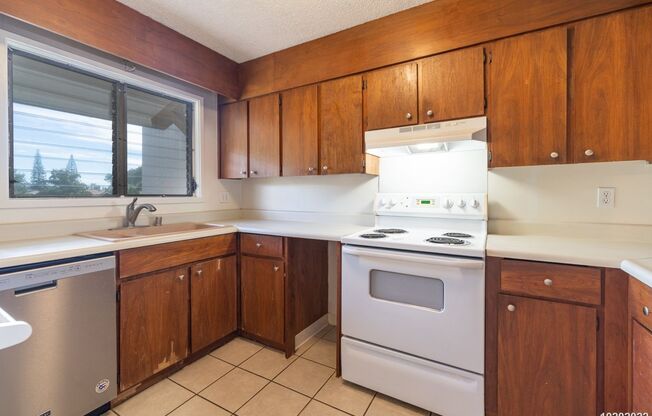 Kuahelani Apts 2-bdrm, 2.5 bath, 2 parking with storage unit in Mililani
