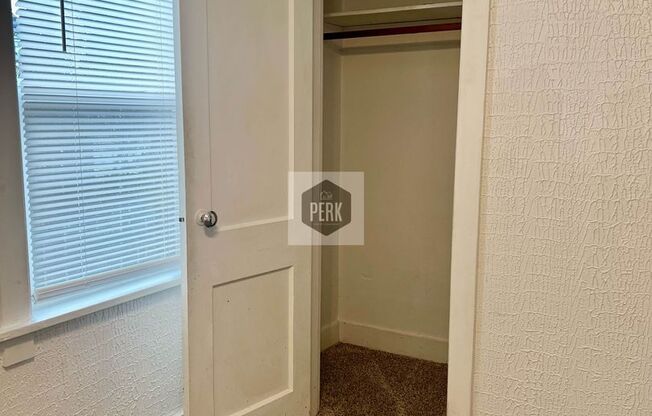 2 beds, 1 bath, $2,320