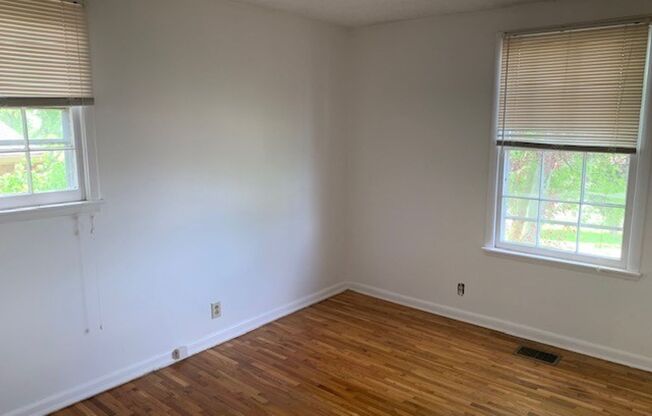 3 beds, 1 bath, $1,750