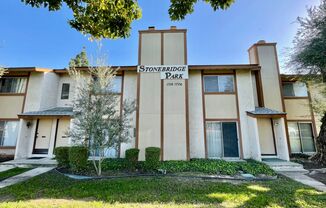 Charming Two Story 2 bedroom, 1.5 Bath in Ontario