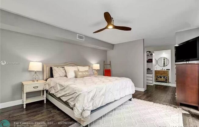 9106 SW 20 ST