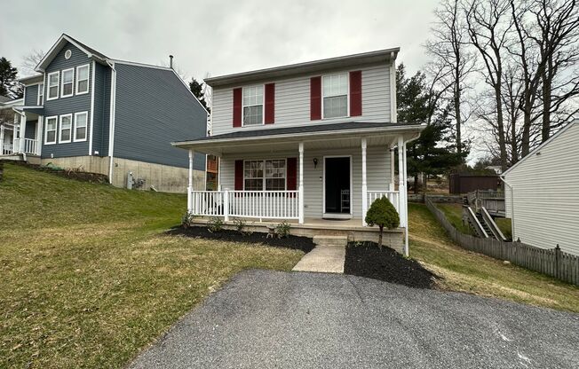 Charming 3 Bedroom/2.5 Bathroom Detached Home in Nottingham, MD!
