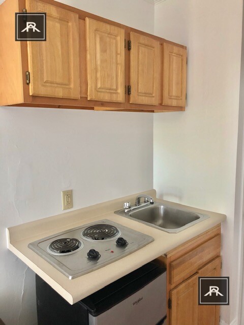 1063 Beacon St 04