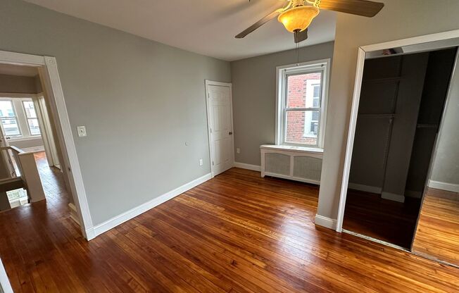 3 beds, 1 bath, $1,550